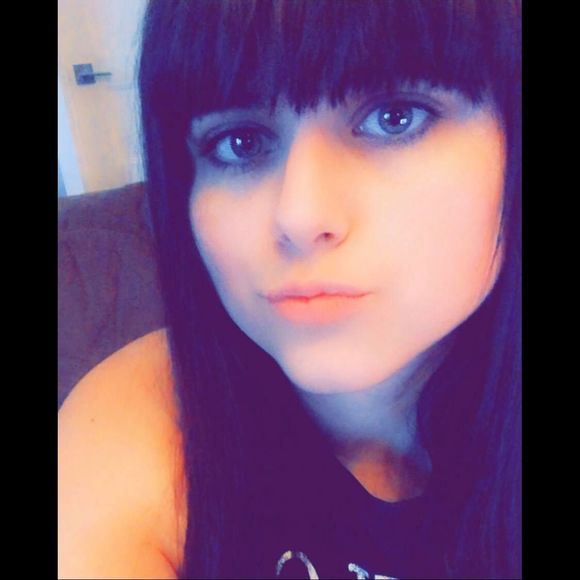 Meet your Posher, Cassie - Picture 1 of 1